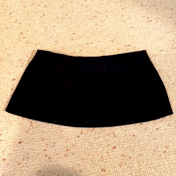 Black swim skirt size 8 / medium - Picture 1 of 6